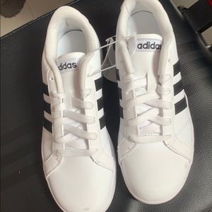 Adidas baseline us size 3 kids